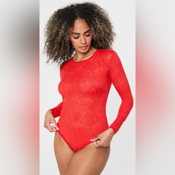 Fabletics + Yitty Hot Mesh Long Sleeve Shapewear Bodysuit | M | Leave Him on Red - Picture 2 of 9